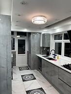 Manchester - 1 Bed- Garden - Parking