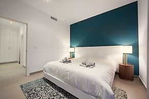 Modern Villa Near Costabella Beach