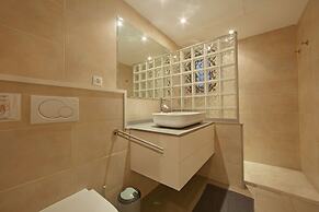 Modern Villa Near Costabella Beach