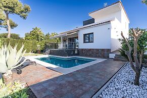 Modern Villa Near Costabella Beach