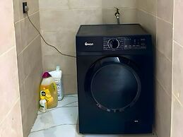 2BR Apartment With Pool and Wifi Near Airport