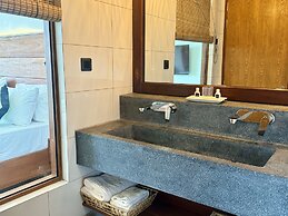 Coastline Mirissa Boutique hotel and spa