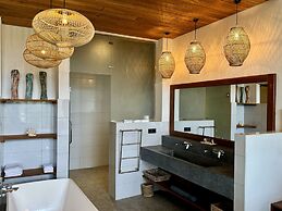 Coastline Mirissa Boutique hotel and spa