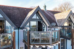 The Chandlery - Panoramic Sea Views With Parking