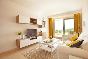 Snug Apartment With Garden