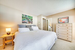 6 Mi to Skiing: Condo w/ Balcony in Fraser!