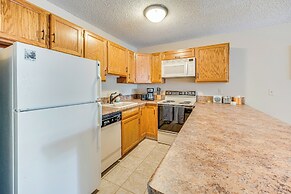 6 Mi to Skiing: Condo w/ Balcony in Fraser!