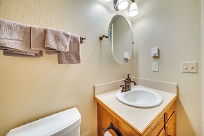 6 Mi to Skiing: Condo w/ Balcony in Fraser!