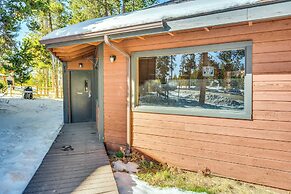 6 Mi to Skiing: Condo w/ Balcony in Fraser!