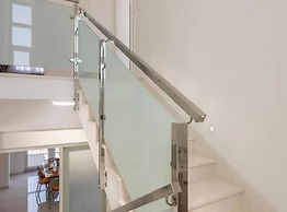 Modern & Stylish Villa With Private Pool