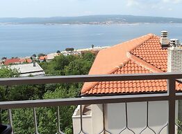 Scenic and Sunny Apartments With Sea View and Balcony