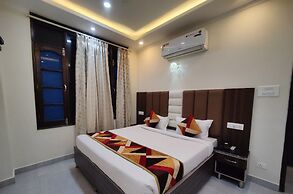 Goroomgo Mandi heights Manali