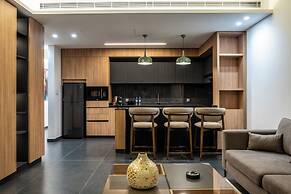 L'Avenue Hotel Apartments