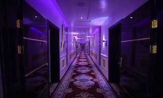 Hogis Luxury Suites and Hotel