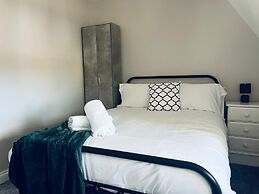 Moonstone House in Thetford