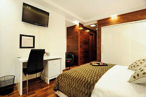 Main street studio and rooms