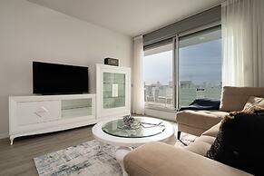 Nice Apartment With Shared Pool