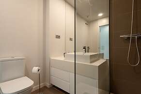 Nice Apartment With Shared Pool