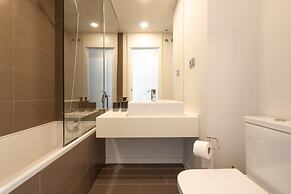 Nice Apartment With Shared Pool