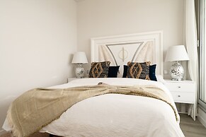 Nice Apartment With Shared Pool