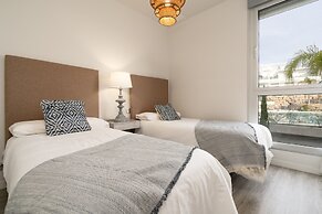 Nice Apartment With Shared Pool