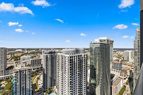 Prime City Location Luxury Condo