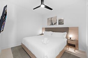 Prime City Location Luxury Condo