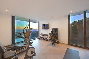 Amazing Villa With Terrace