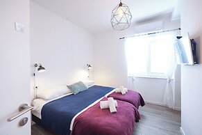 Rooms Lopwi Old town