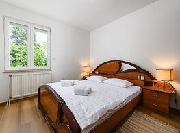 Villa Gigi With View