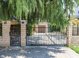 Villa Gigi With View