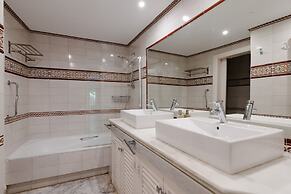 White Pearl Beach Elviria H1