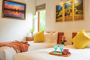 Blue Tropical House Hoi An