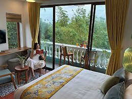 Blue Tropical House Hoi An