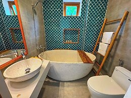 Blue Tropical House Hoi An