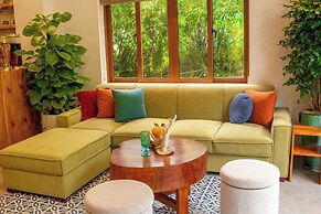 Blue Tropical House Hoi An