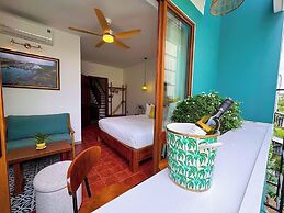 Blue Tropical House Hoi An