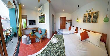 Blue Tropical House Hoi An