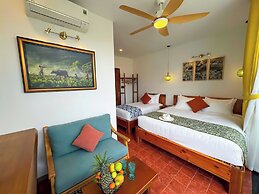 Blue Tropical House Hoi An