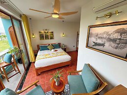 Blue Tropical House Hoi An