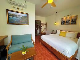 Blue Tropical House Hoi An