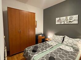 Comfortable Apartment With Terrace