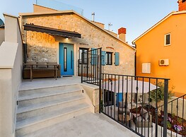 Beautiful Apartment With View