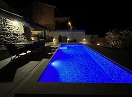 Beautiful Apartment With View