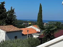 Beautiful Apartment With View