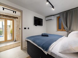 Beautiful Apartment With View