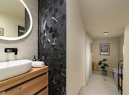 Beautiful Apartment With View