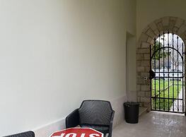 Apartment With Cozy Bedroom