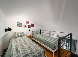 Apartment With Cozy Bedroom