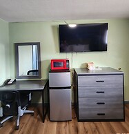 Plaza Motel